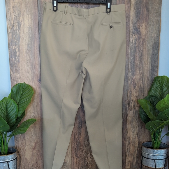 Dockers Golf Men's Khaki Chino Dress Pants 40 x 32               P176 - Picture 8 of 12